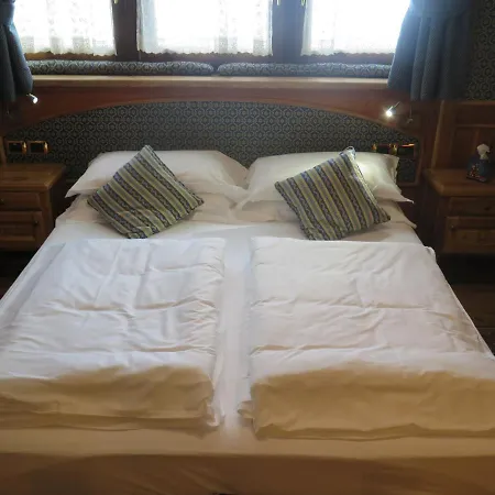 Couette-café Mont Cervin 4*