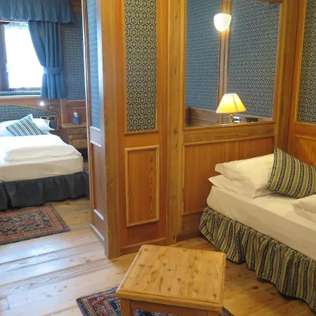 Bed and breakfast Mont Cervin 4*