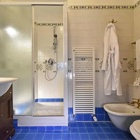 Mont Cervin Bed & Breakfast 4*