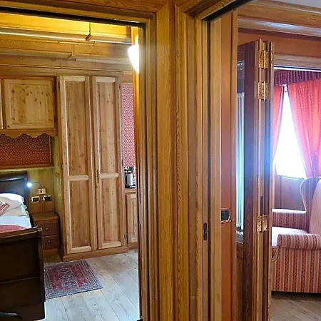 Nocleg ze śniadaniem Mont Cervin 4*